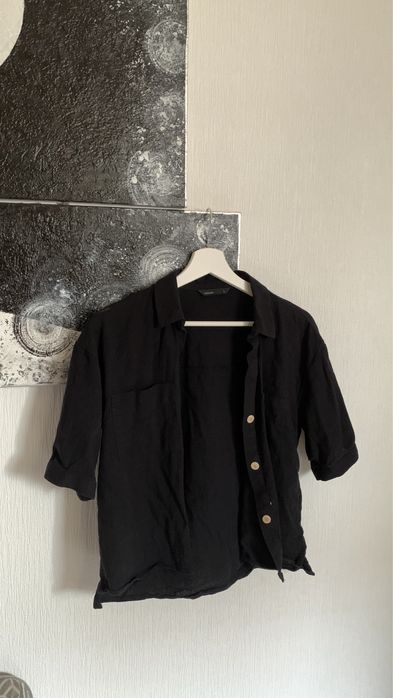 DeFacto - черная рубашка с декольте. S, Турция