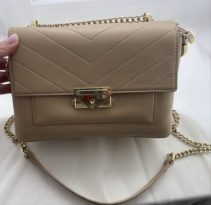 Шкіряна жіноча сумка ,бежева сумка