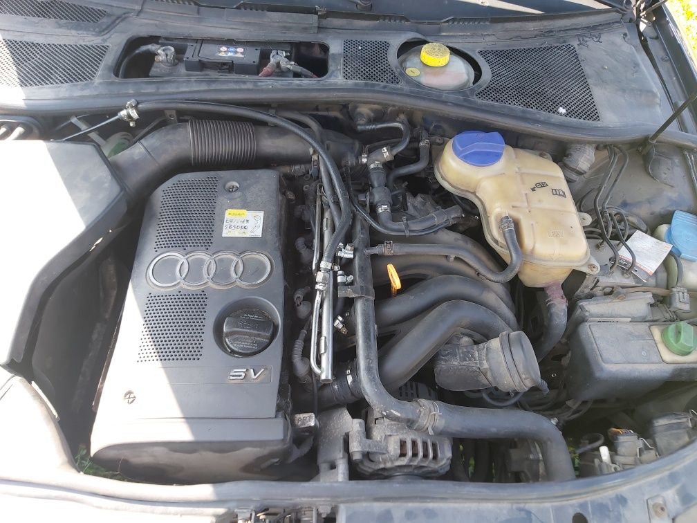 siedzenia fotele środek audi a4 b5 części