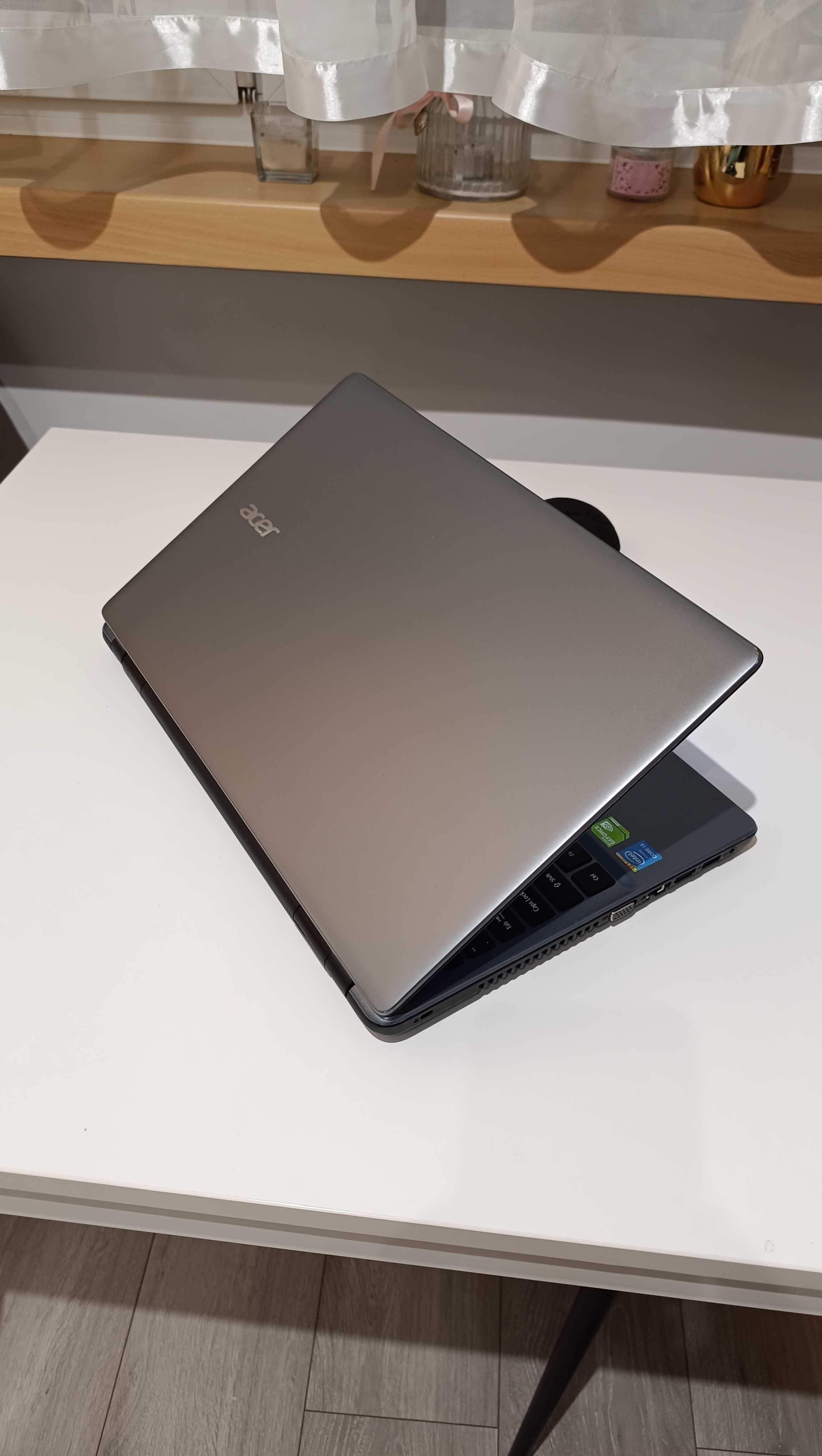Laptop ACER Aspire E 15  (E5-571G-39Q2) / NVIDIA GeForce  820M 1GB