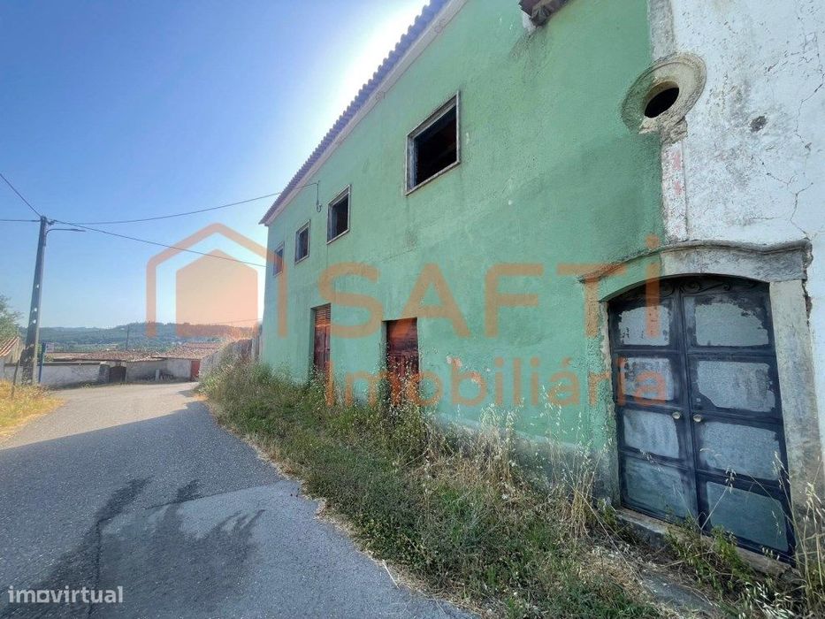 Moradia T3 em Martimbraz, Beco, Ferreira do Zêzere