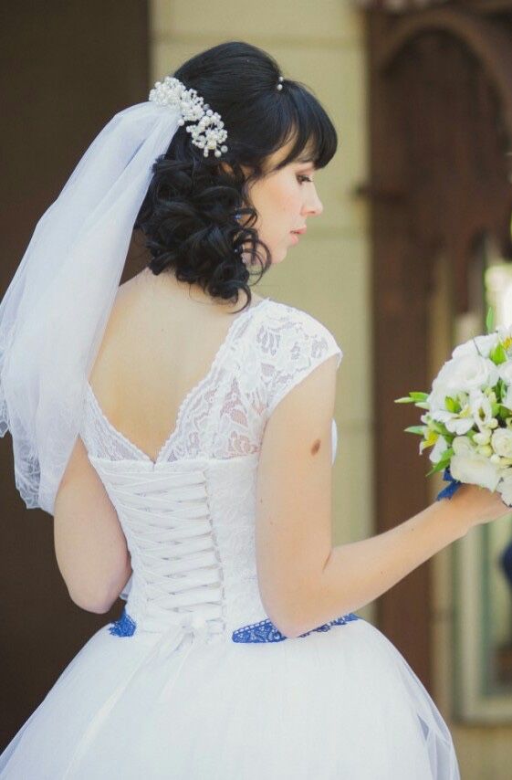 Весільна сукня. Зручна та красива
