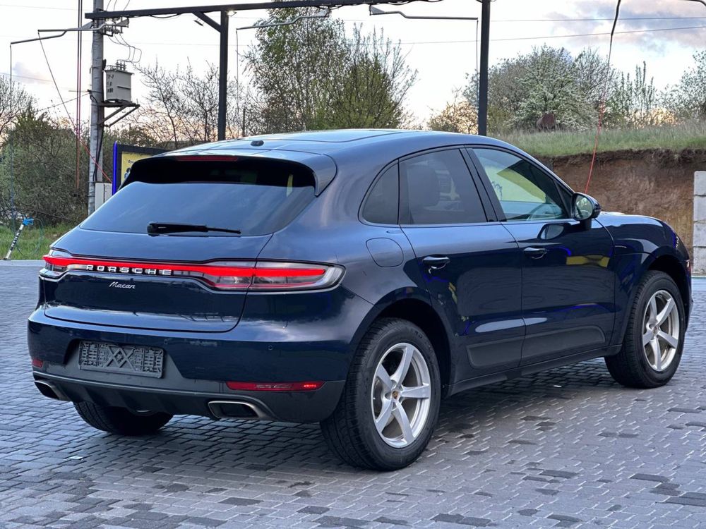 Porsche Macan 2021