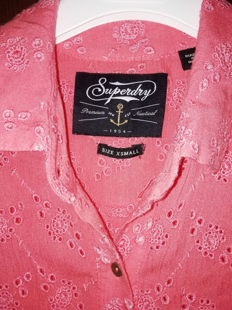 Bluzka firmy Superdry