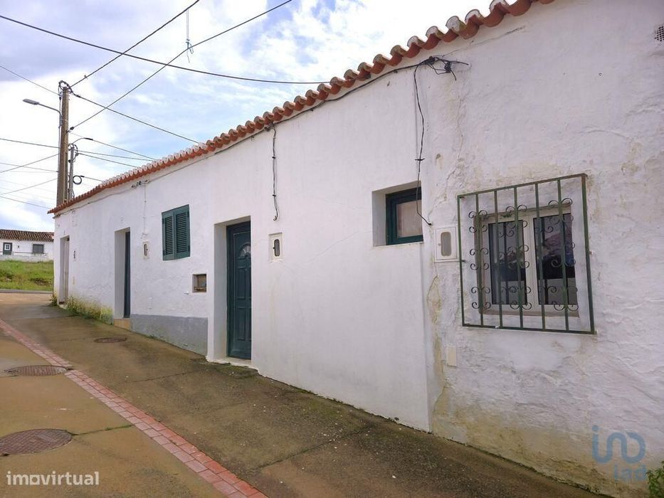 Casa / Villa T1 em Corte do Pinto de 22,00 m2