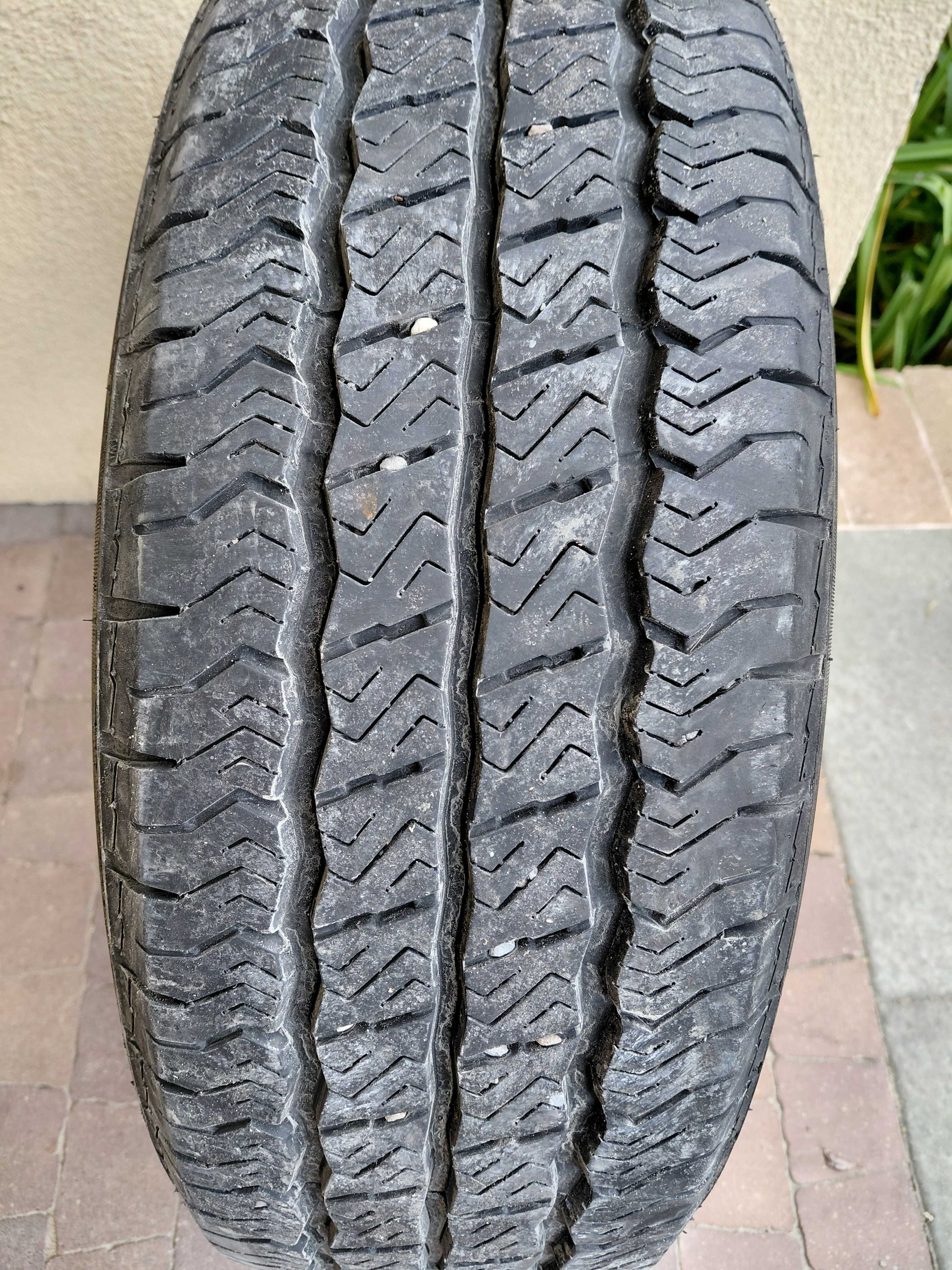 Roadx 205/65 r16c rxquest van