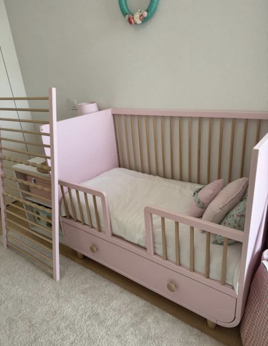 Berço ikea Myllra e colchão ecus care