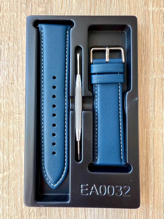 Синий кожаный ремешок для часов 24 мм.
