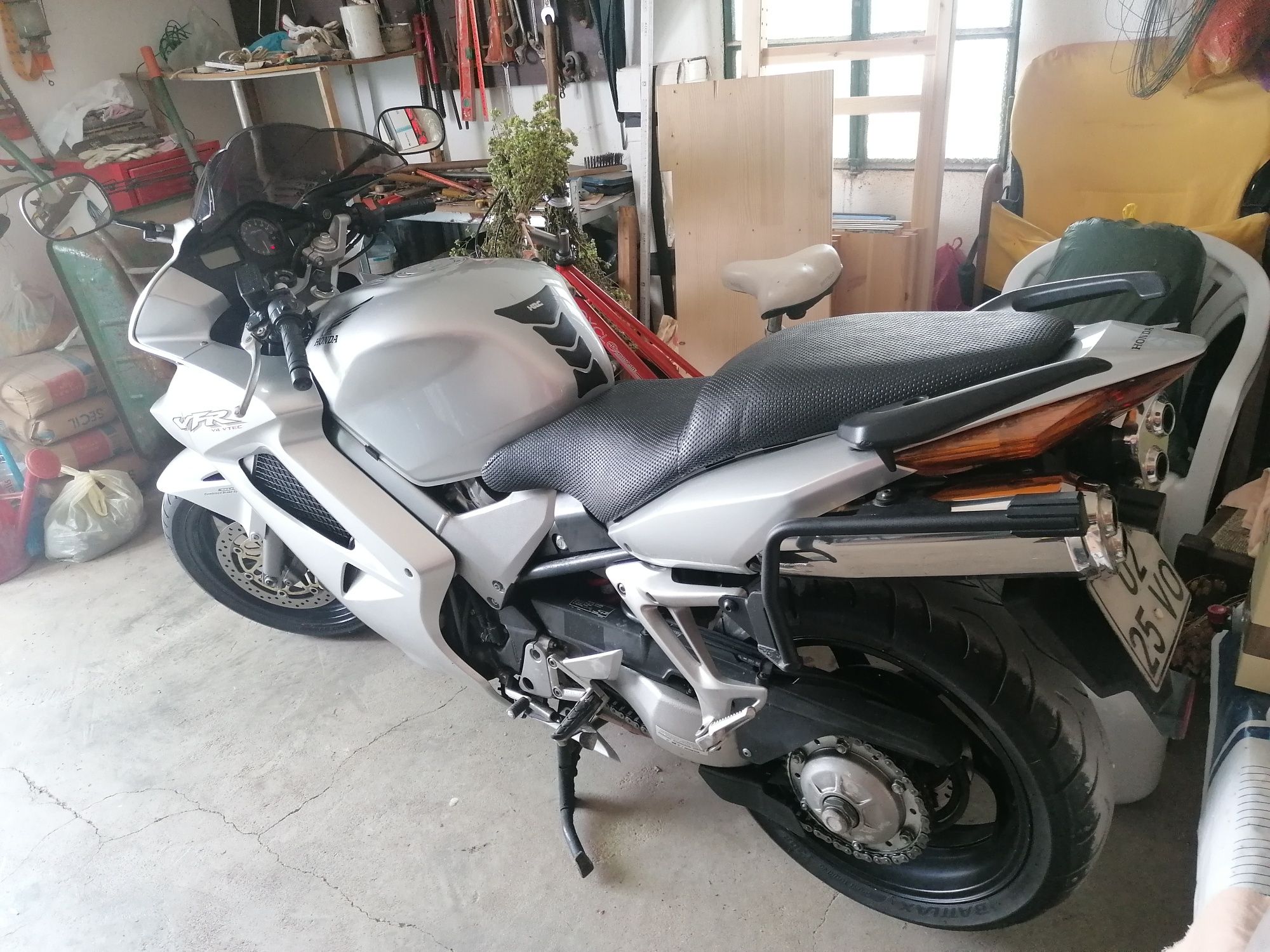 Honda VFR 800 Vtec