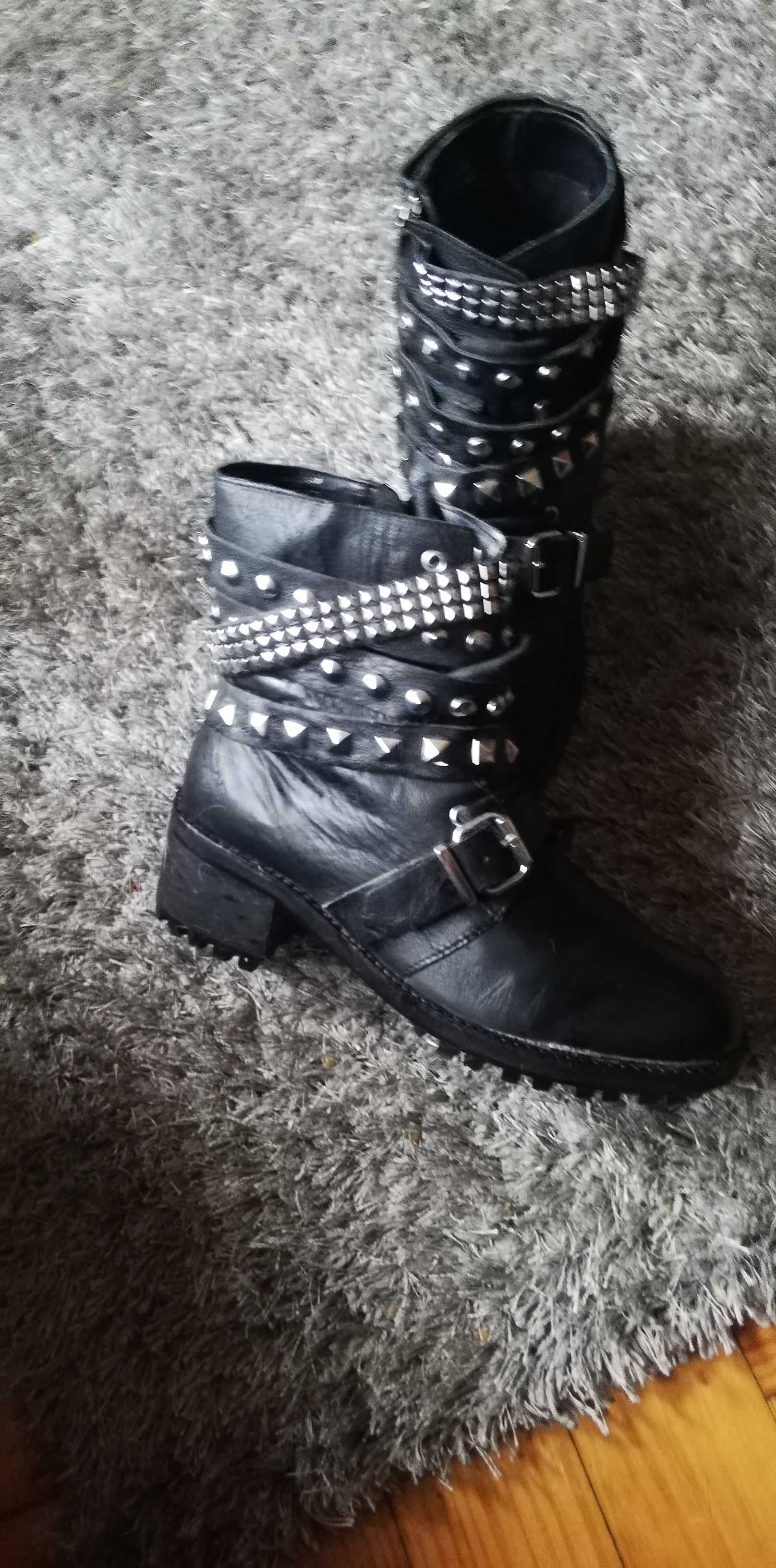 Botas Zara tamanho 36