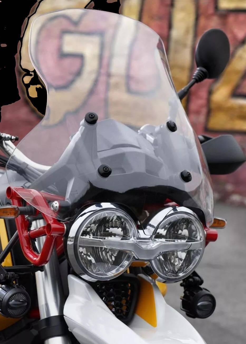 Moto Guzzi V85 - Windshield Original versão centenário 2021