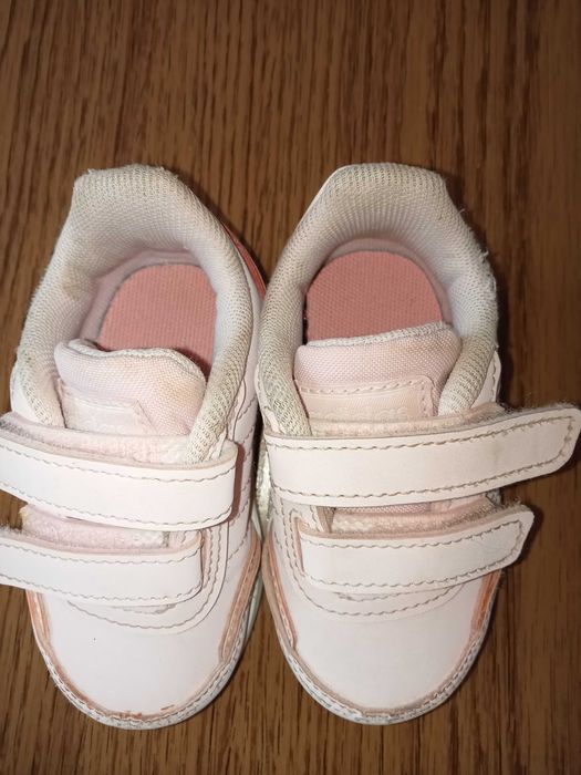 Buciki Adidas 19