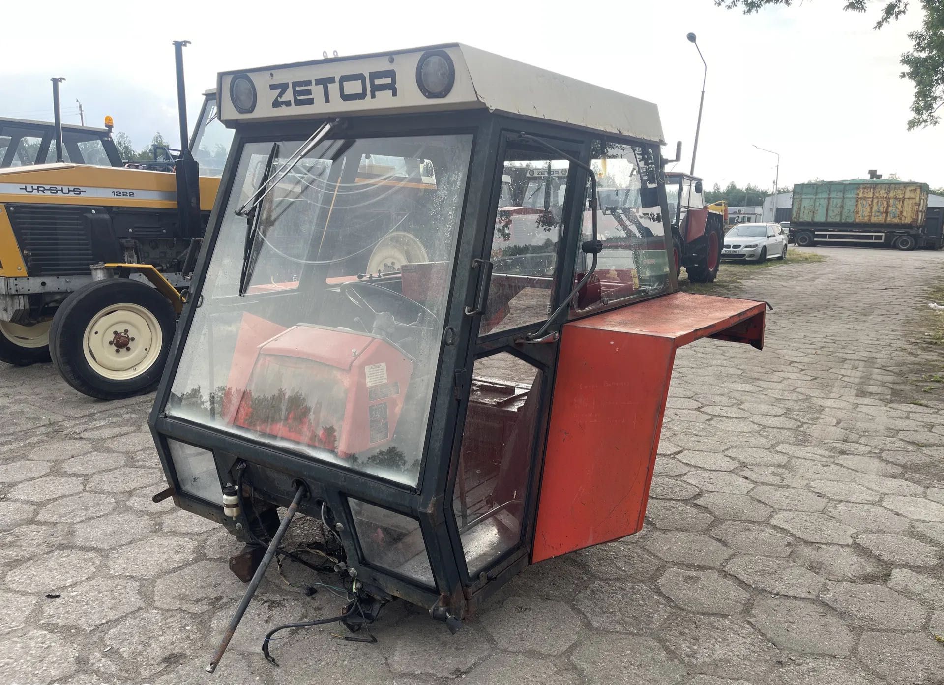 Kabina Ursus Zetor Nowy i Stary TYP 8011,902,C-385 itd
