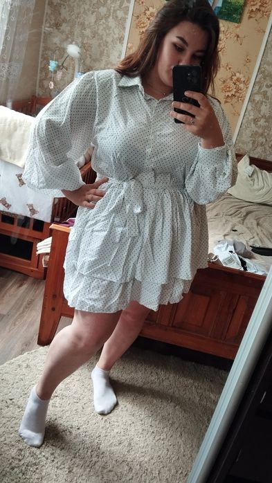 Продам сукню на груди 120