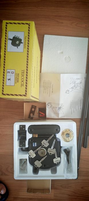 Fechadura completa apartamento madeira a aplicar