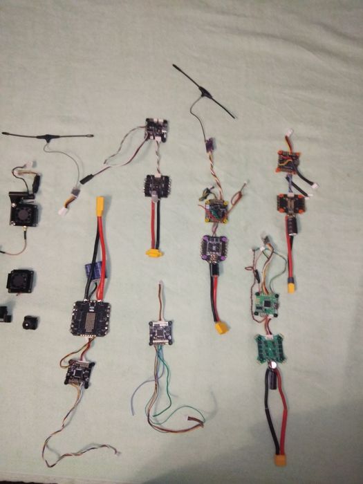 Продам фпв (Fpv) стеки , плати