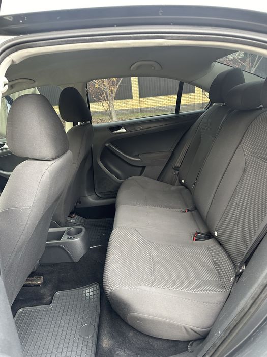 Volkswagen Jetta 2.0 2011