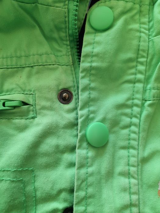 Kurtka wiosenna ze słoniem, żółwiem i myszką