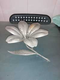 Cinzeiro antigo em forma de flor (cada pétala sai)