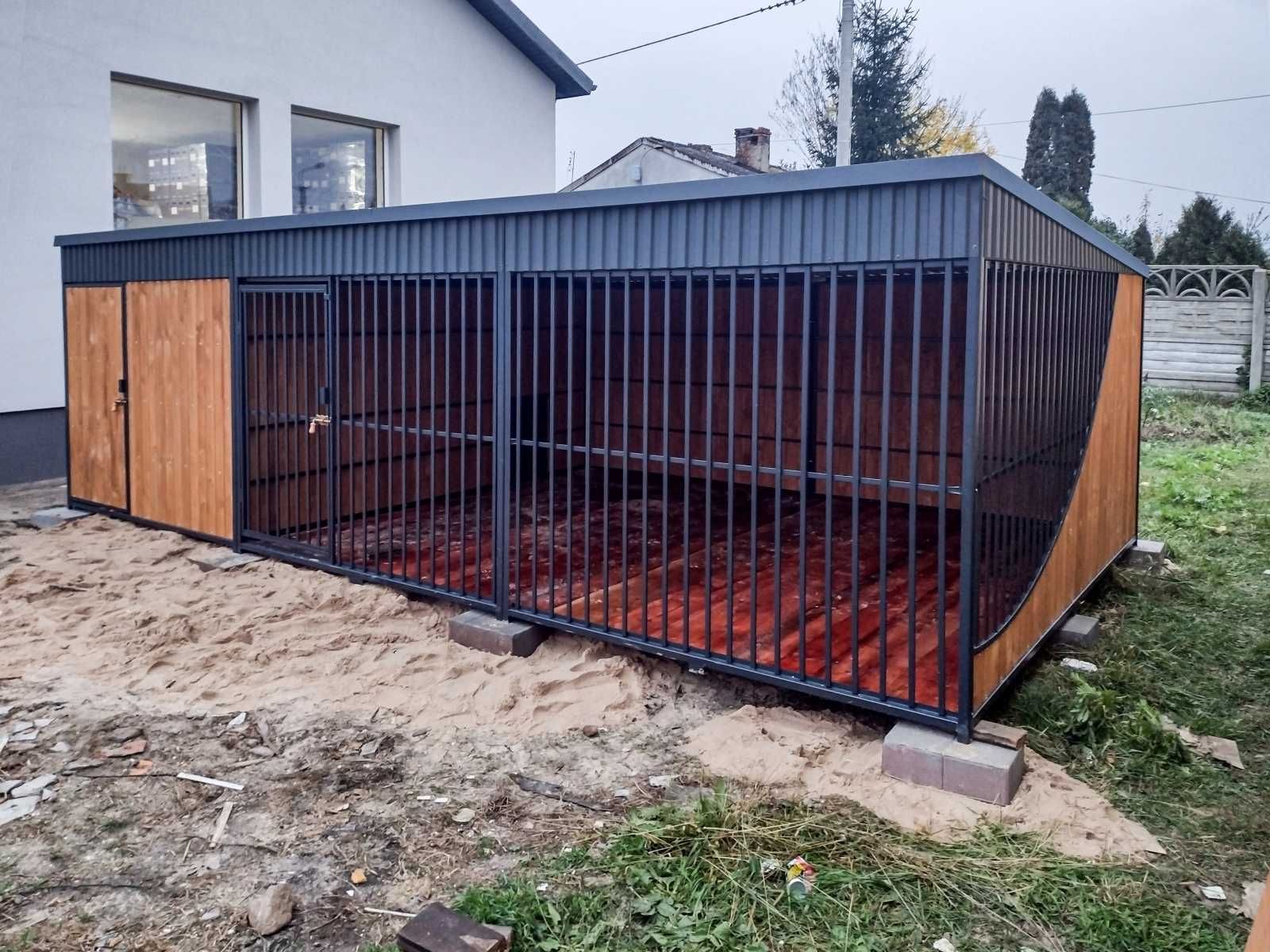 Kojec dla psów z podłogą budami i zadaszeniem 12x3m | Long | RAJK-STAL