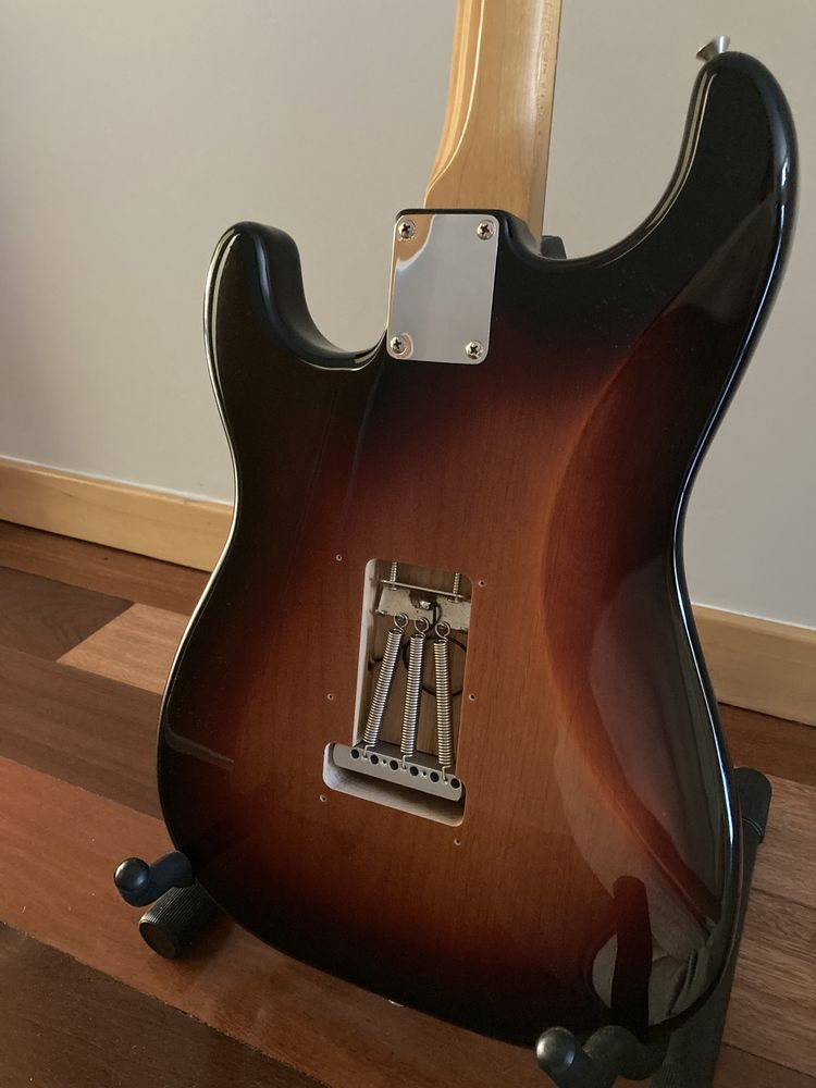 Fender Vintera 60’s Stratocaster Sunburst