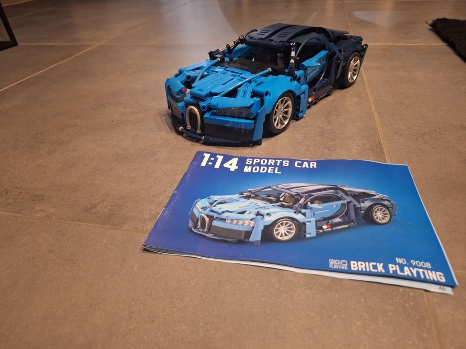 Zestaw ponad 1000 klocków niebieskie Bugatti
