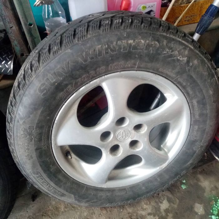 215 70 16 Комплект диски + шини зима