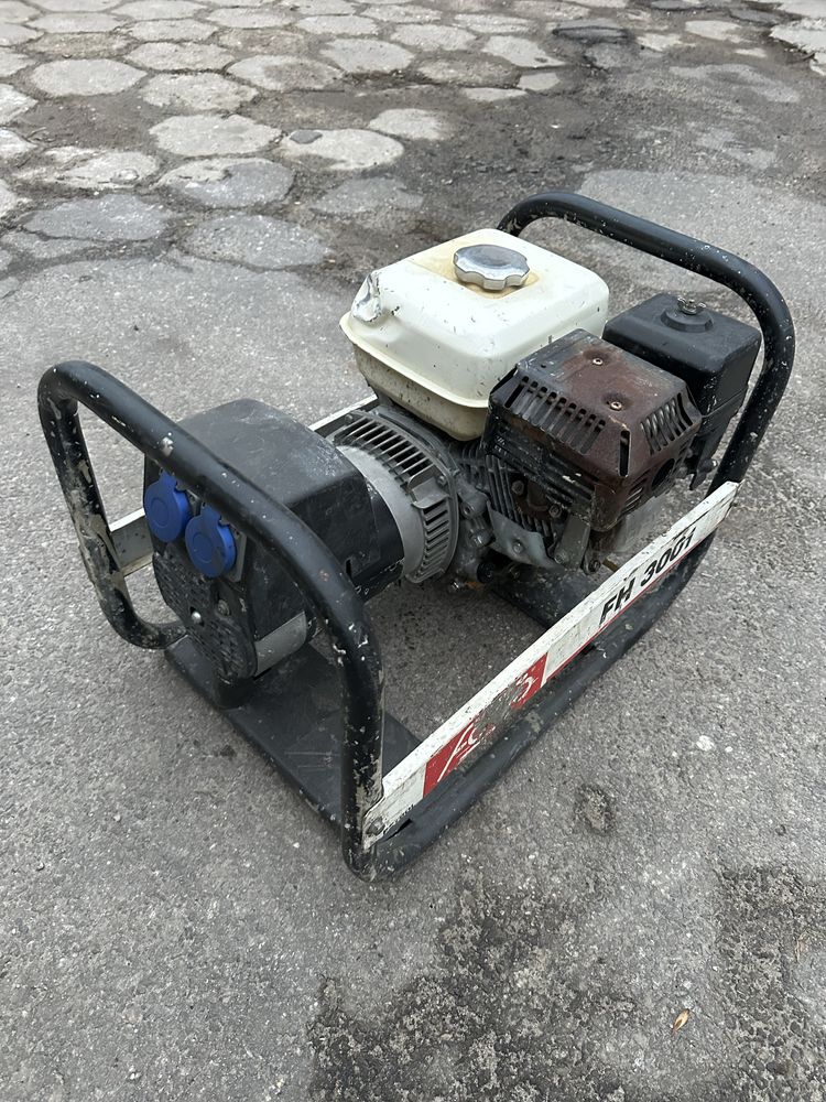 Agregat prądotwórczy Fogo FH3001, 2020rok stan bdb