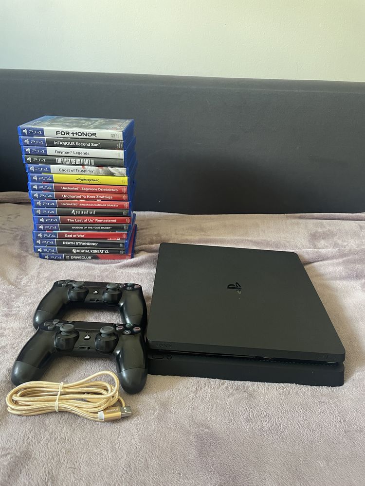 ps4 slim 1tb + 2 pady + gry