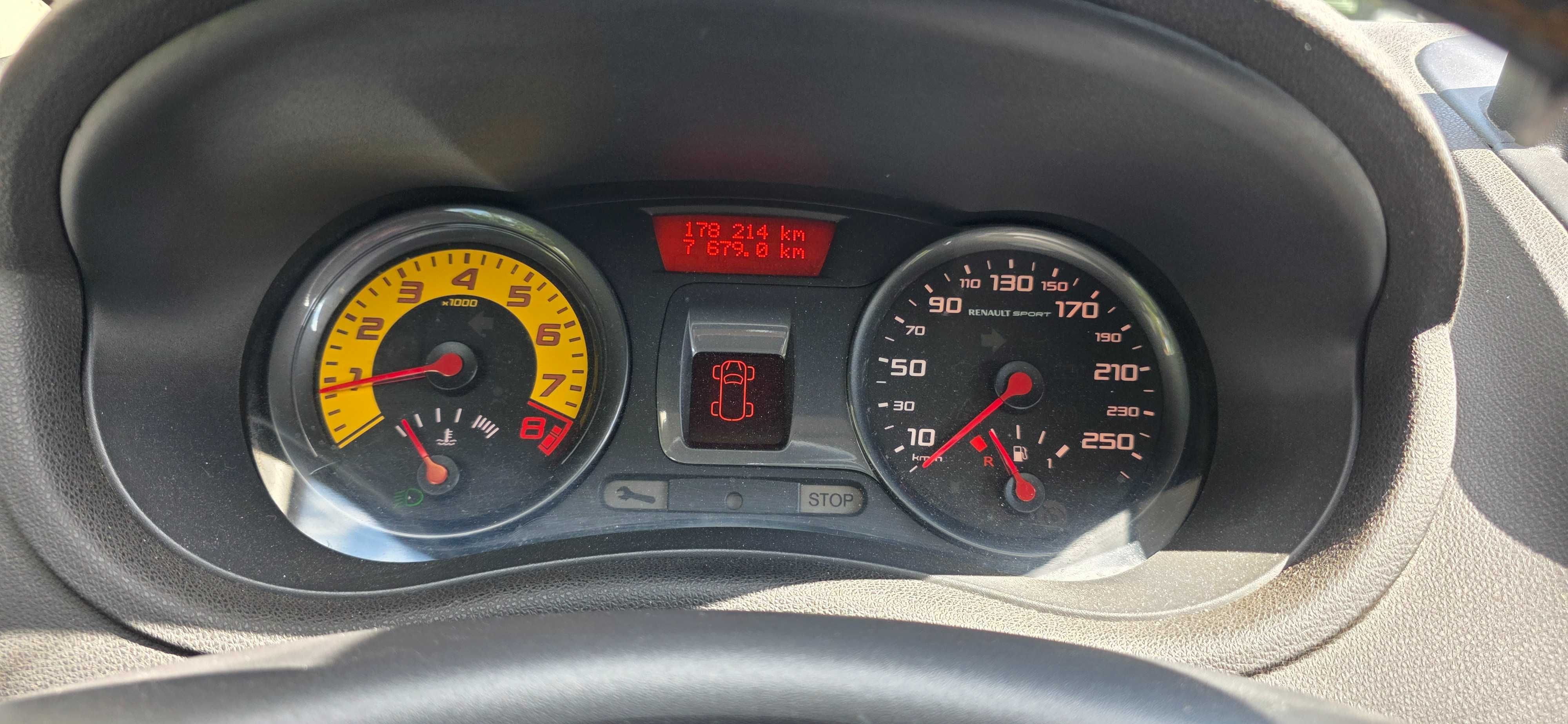 Renault Clio III RS polift