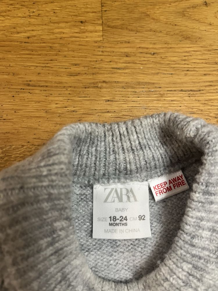 Теплий светр Zara 92