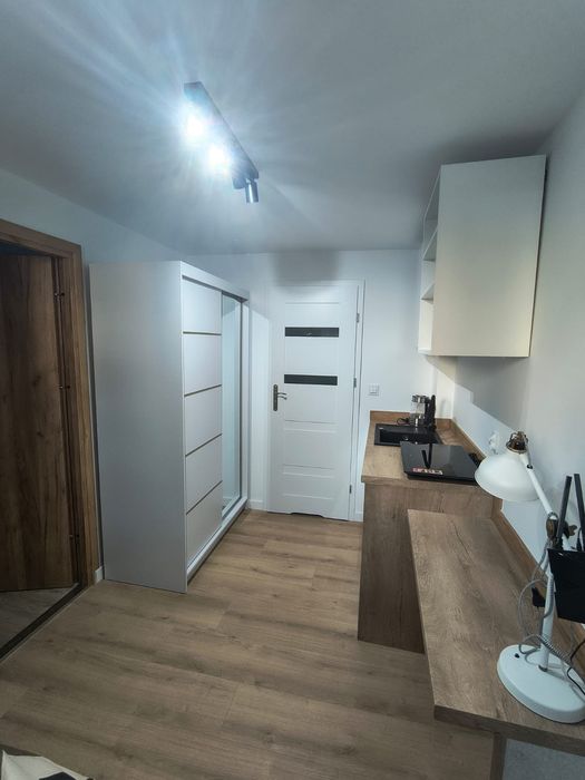 BEZCZYNSZOWA Mikrokawaleka 14m2, ul.Paderewskiego 14