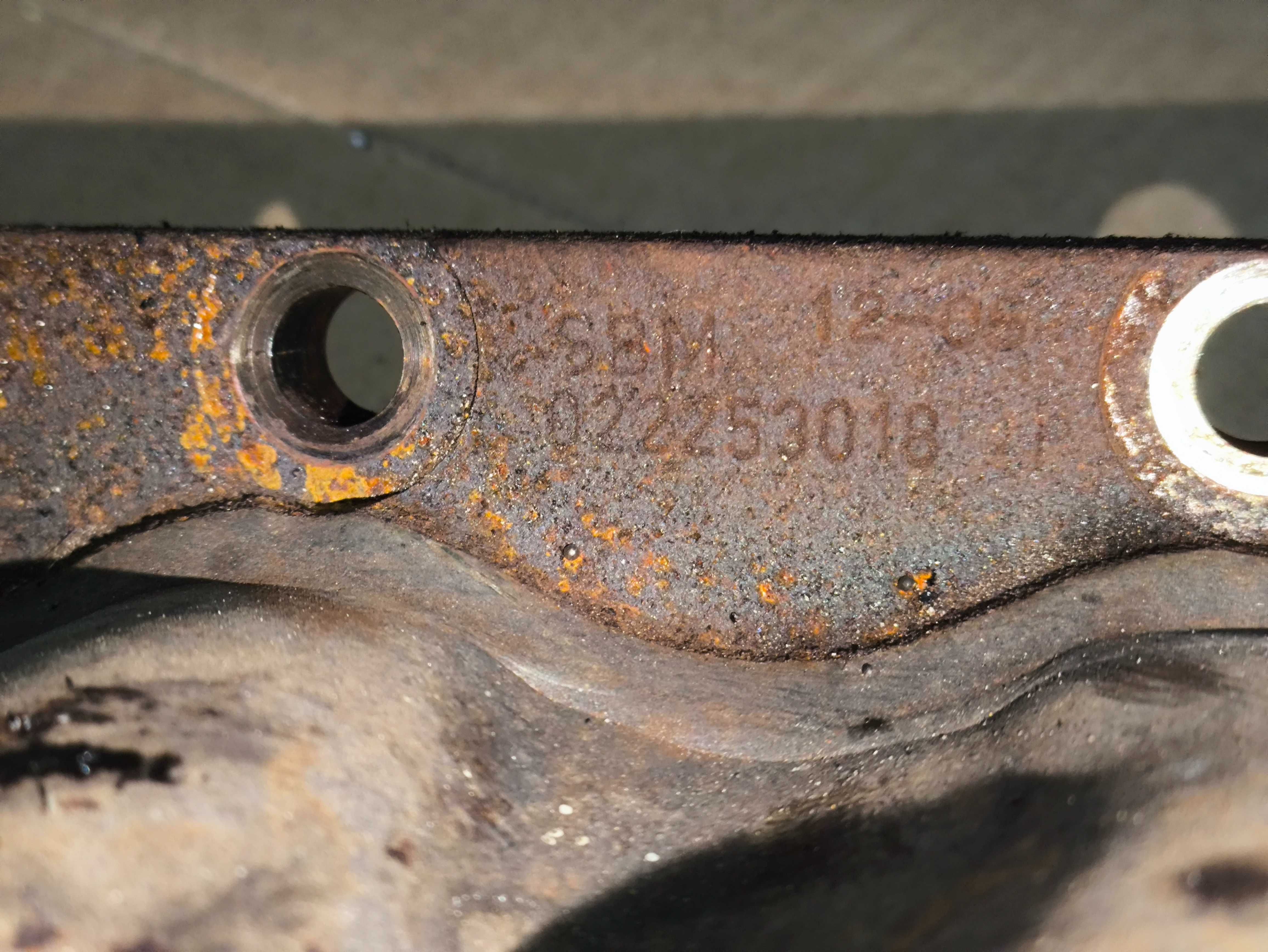 Kolektor wydechowy Audi A3 8P TT 3.2 VR6 022/253/018P Siedlce