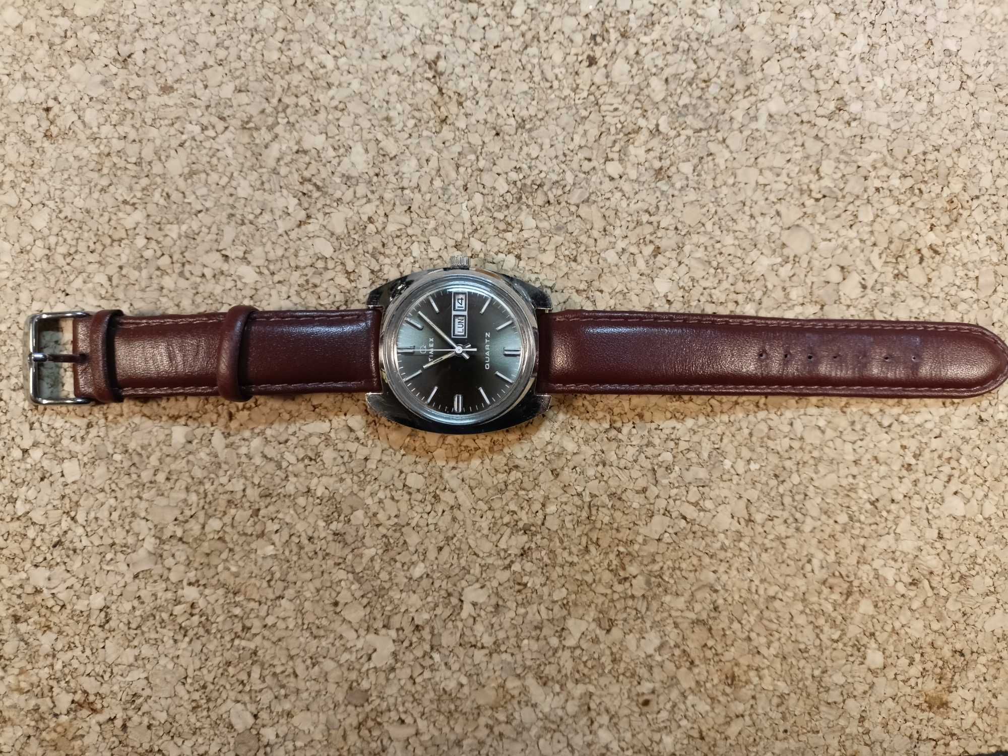 Timex Q quartz elektromechaniczny