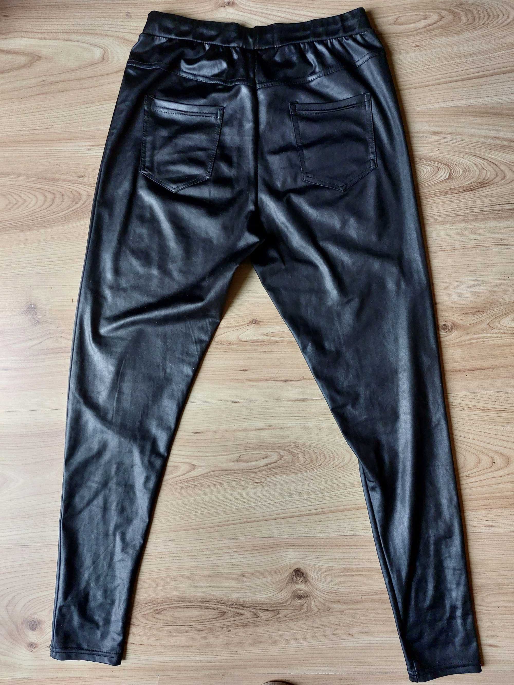 Czarne legginsy roz. M/L