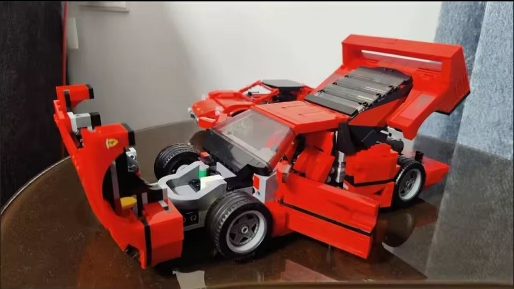 Качественный конструктор creator expert Ferrari f40 (10248)