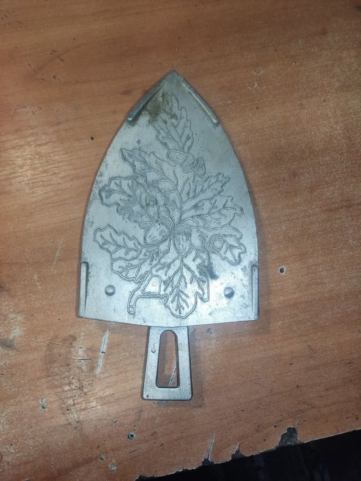 Подставка под утюг