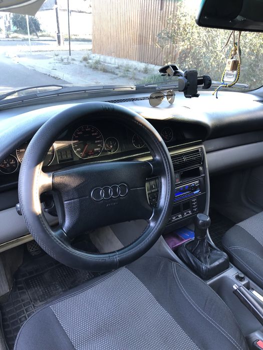 Audi A6 C4 2.6 мкпп