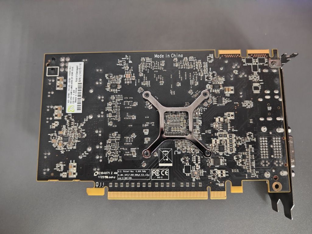 Відеокарта видеокарта XFX Radeon HD 5750 512mb