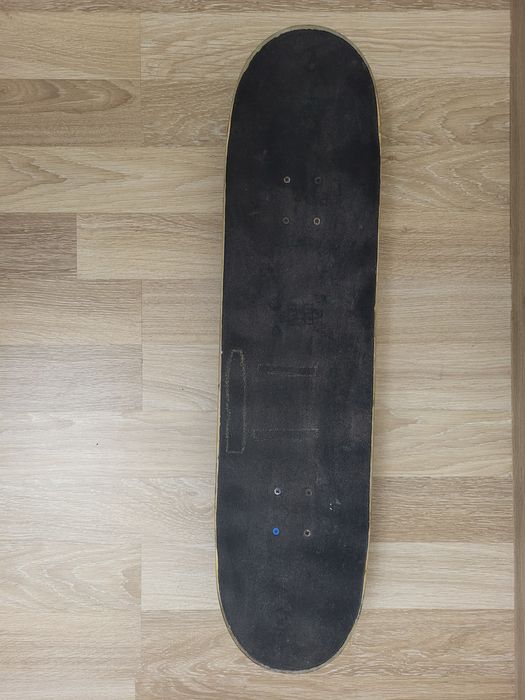 Скейтборд у гарному стані