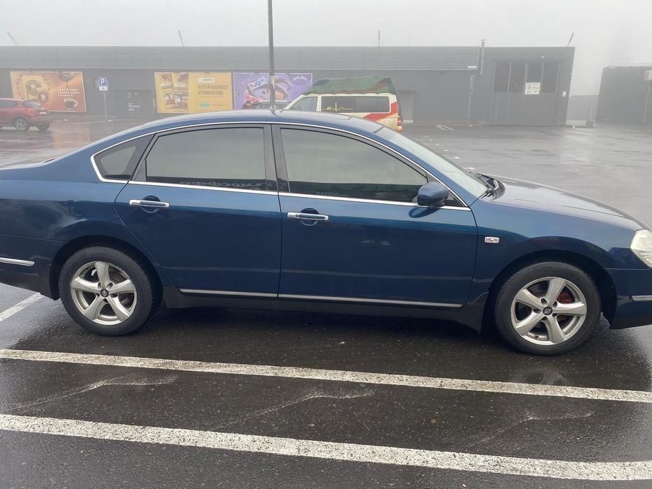 Nissan 3,5 V-6 газ бенз автомат