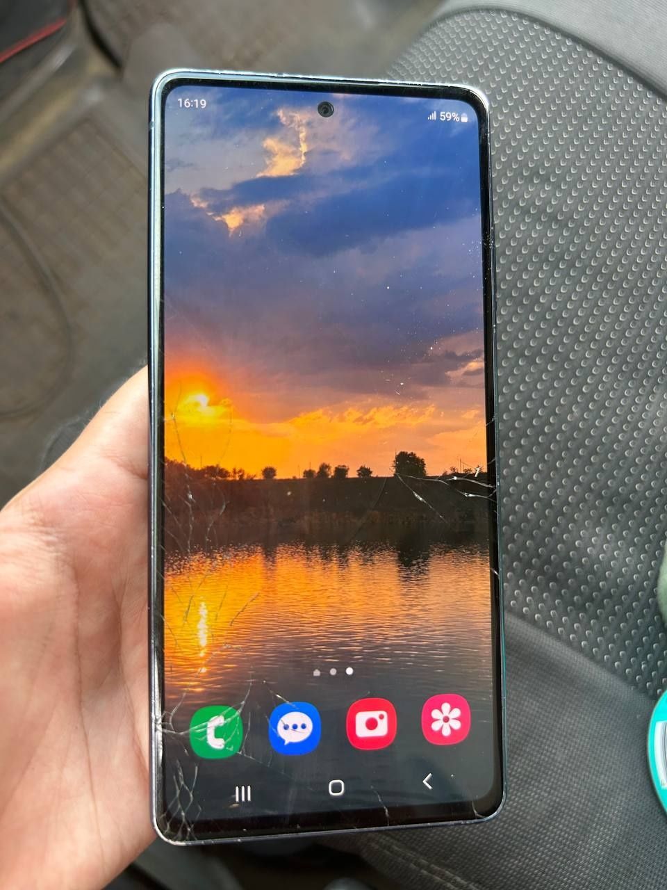Samsung s20 fe 8/256