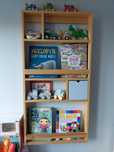Szafka/polka/biblioteczka na książki