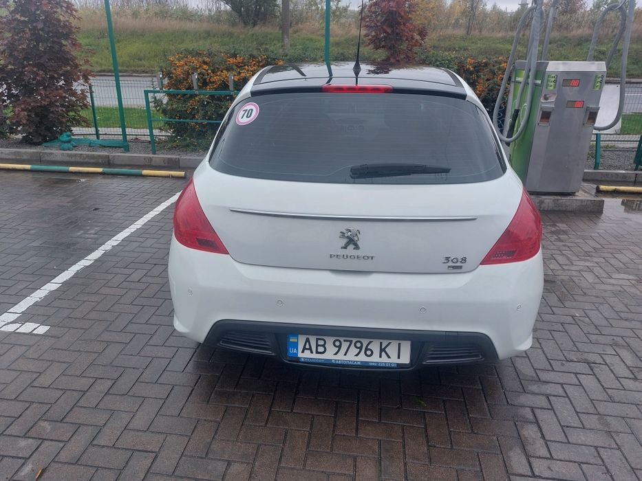 Авто Пежо 308 2013 р.в.