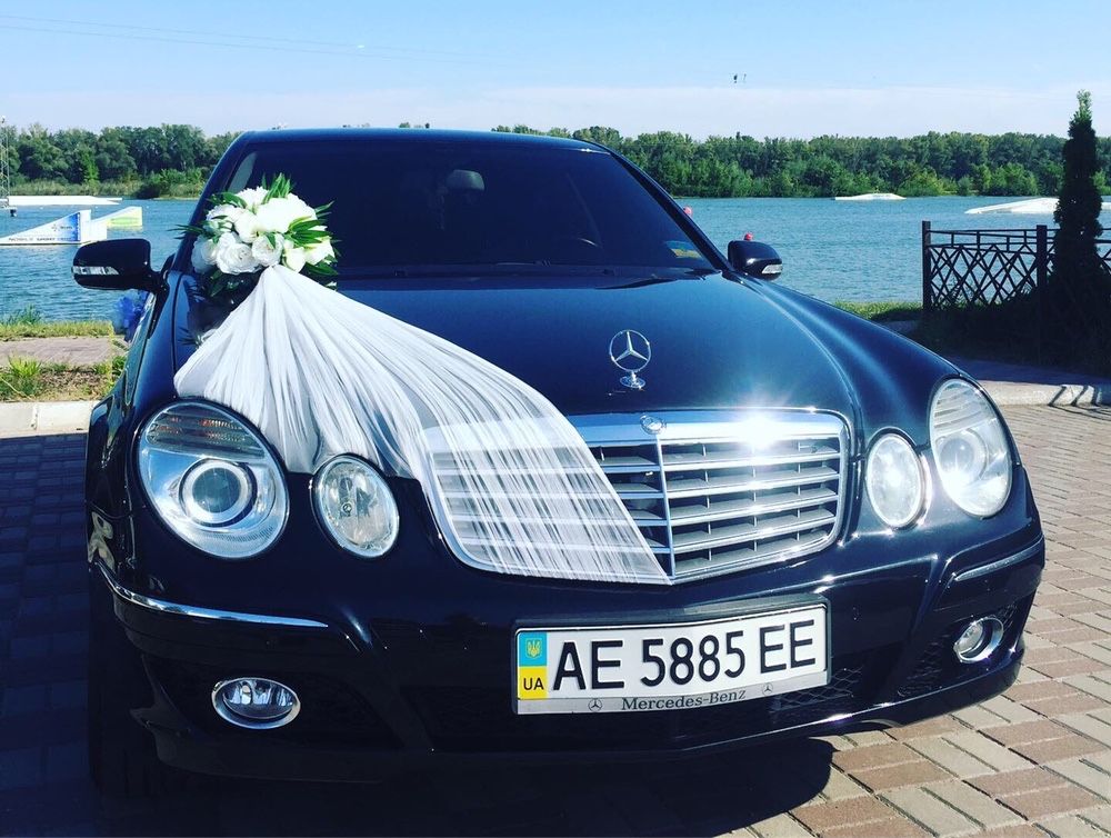 Аренда, Заказ,Прокат авто на свадьбу Mercedes E211/ VIP трансфер такси