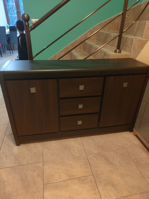 Piękna komoda wenge / ciemny brąz