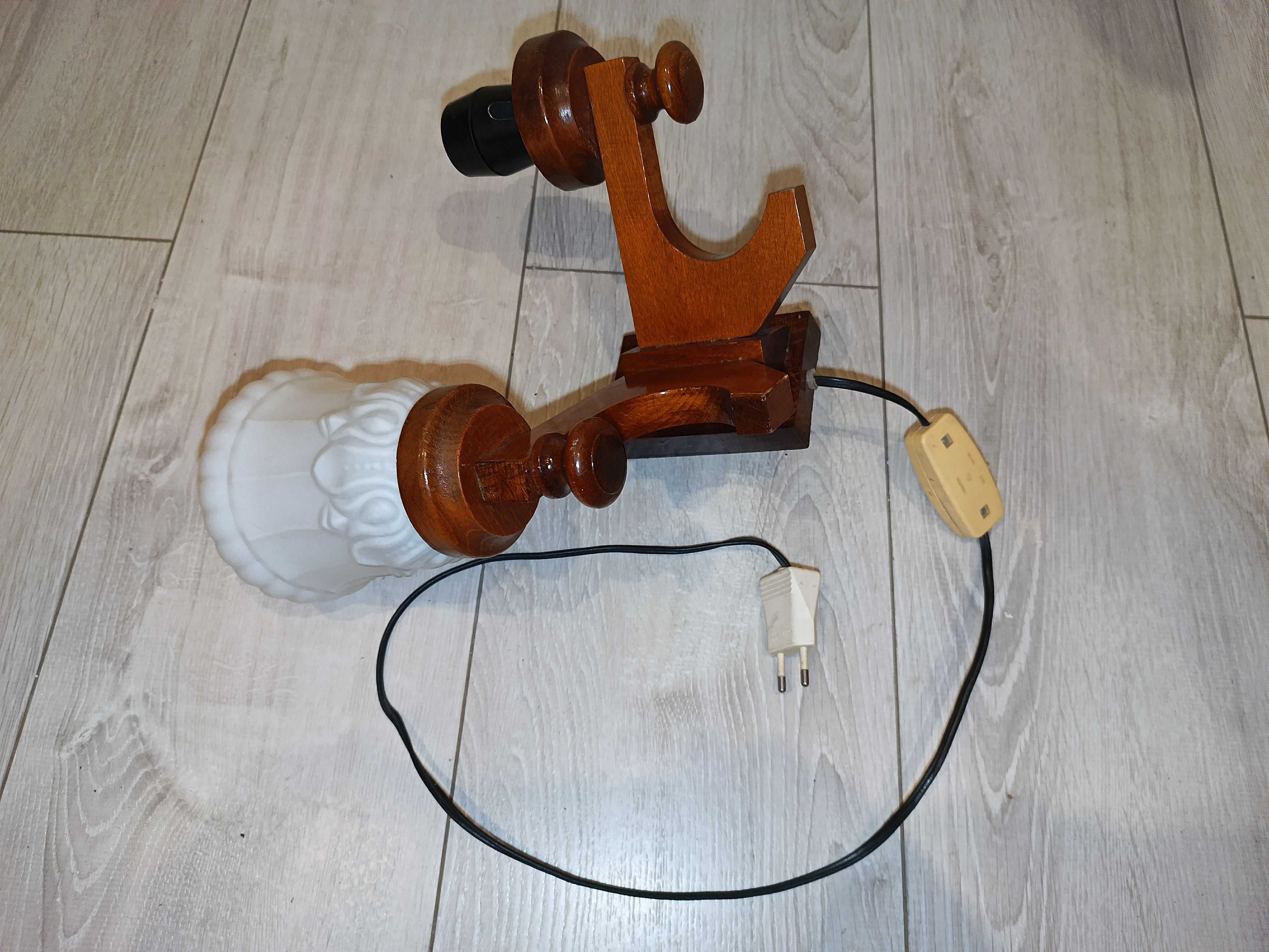 Lampa stara podłączana do gniazdka żarówka gwint wkręcany E27