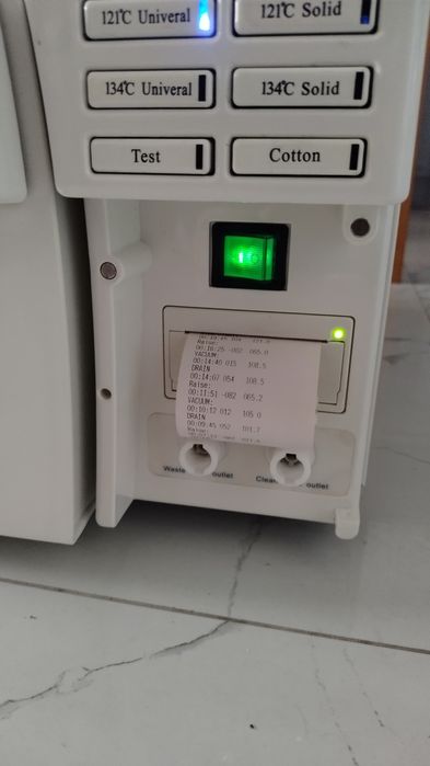 Autoklaw sterylizator parowy Lafomed LF-8L z drukarką