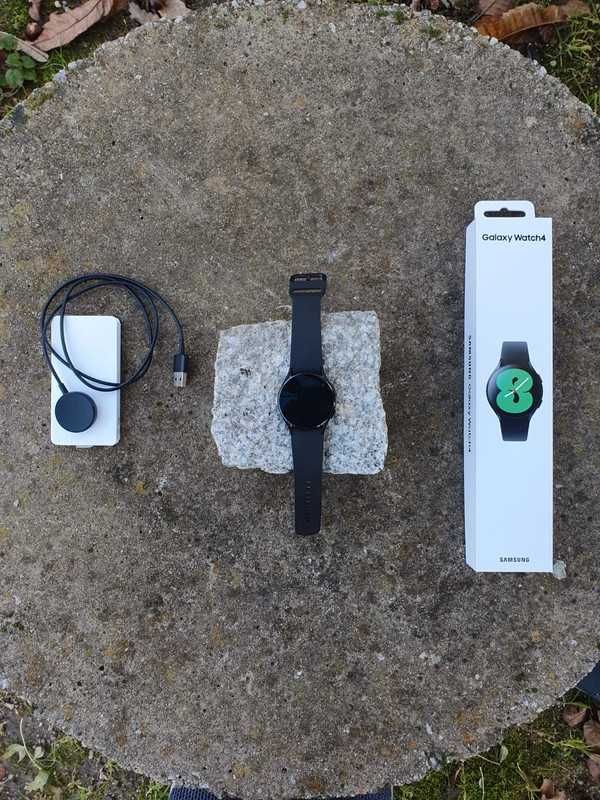 Samsung Galaxy Watch 4 (39mm) – Excelente Condição a Funcionar