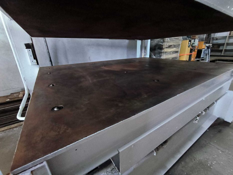 Prasa Hydrauliczna 3000mm x 2300mm do Fornirowania Prasa półkowa JOOS
